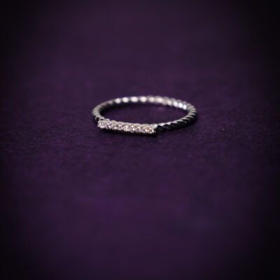 Modern Single Line Ring