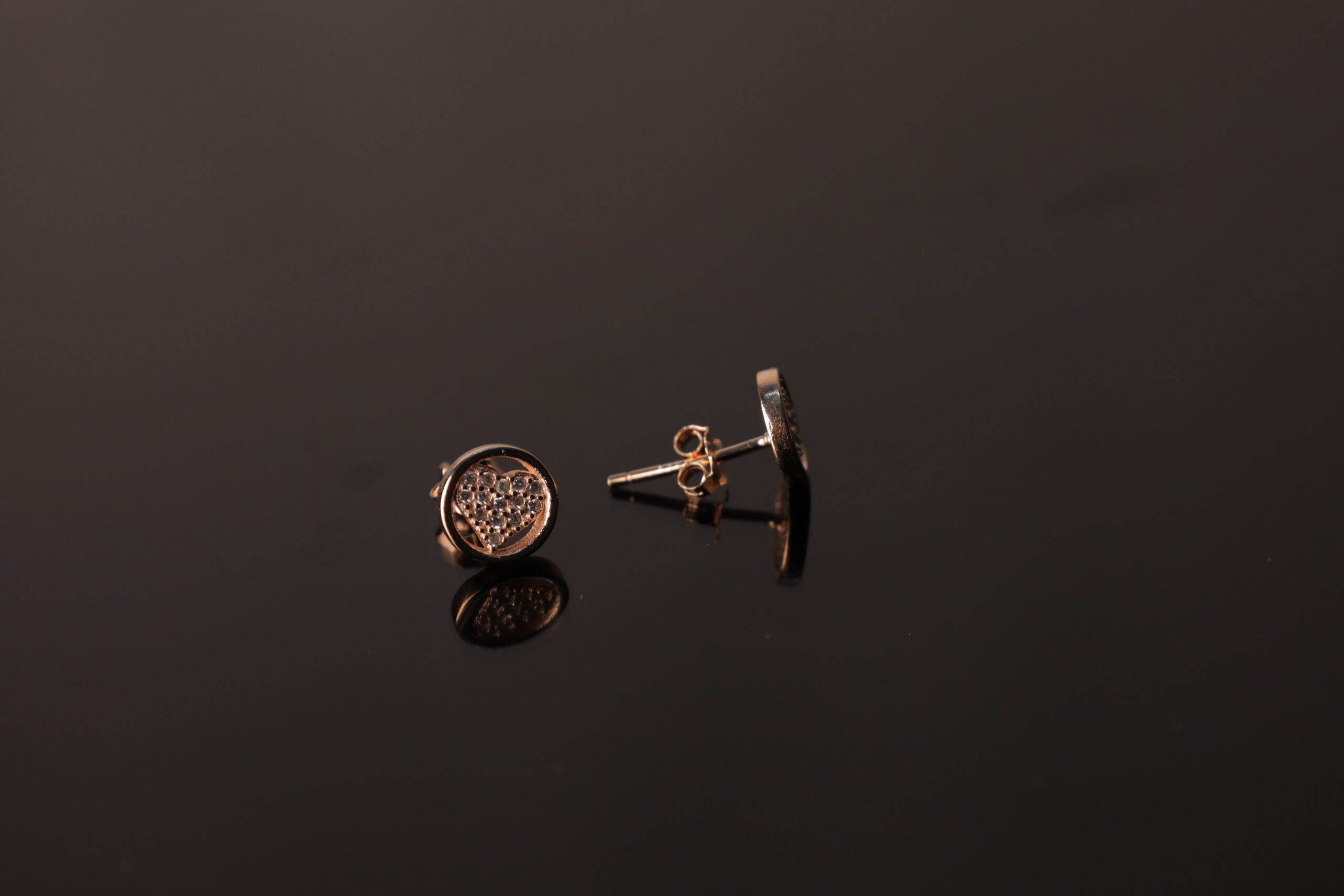 Zilvern CZ Sparkle Stud Earrings - Image 6