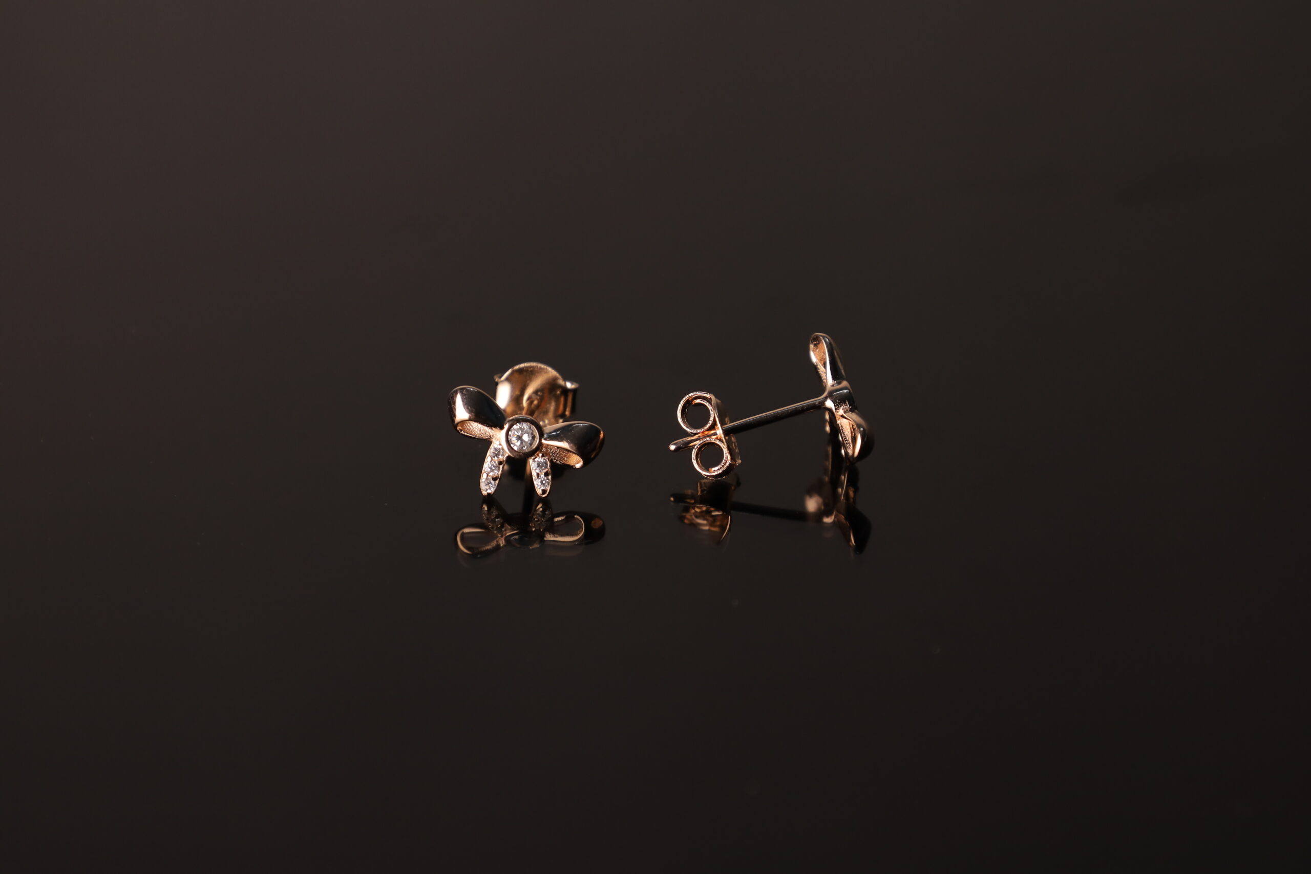 Zilvern Floral Silver Dangle Earrings - Image 4