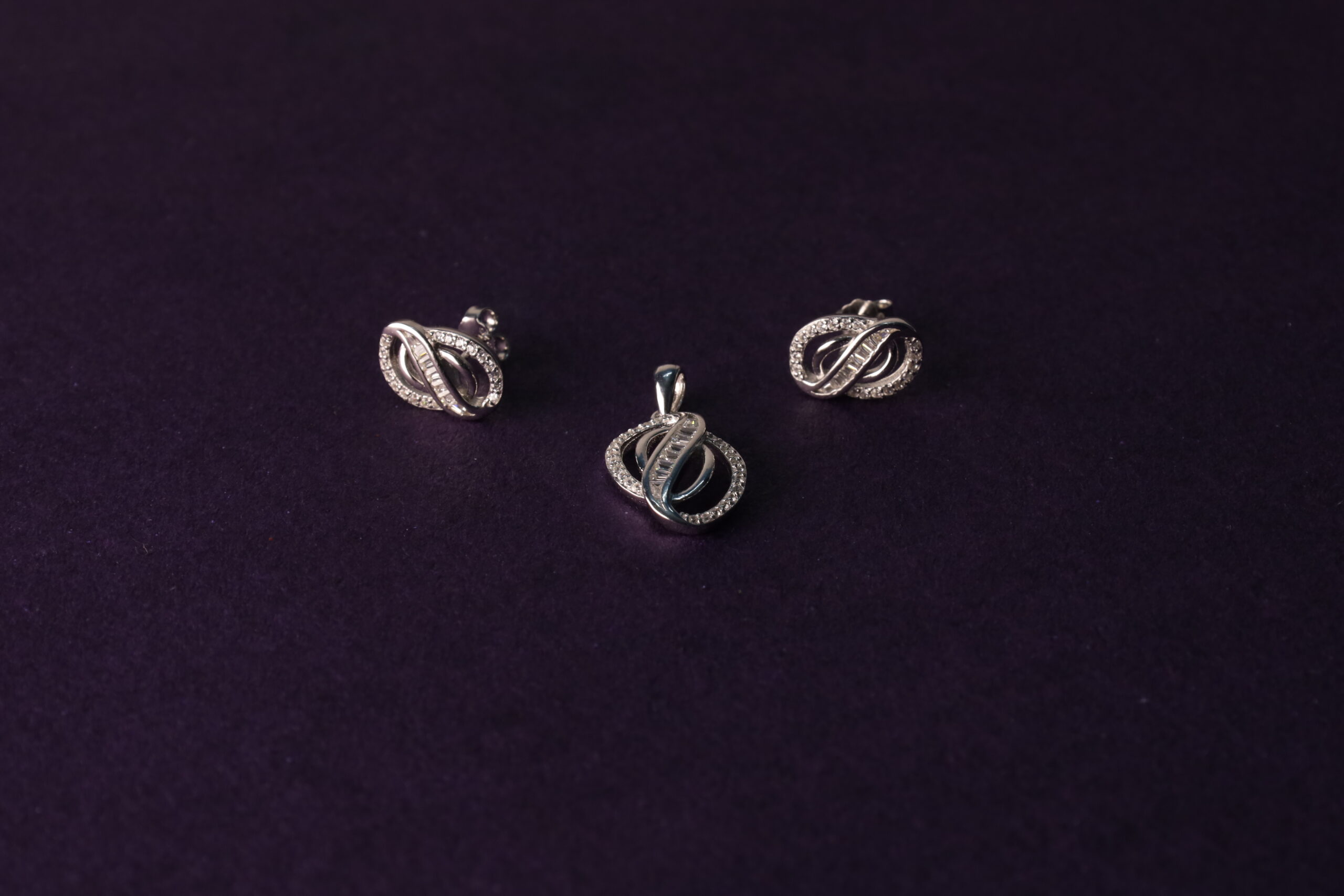 Zilvern Evil Eye Pendant & Earring Set